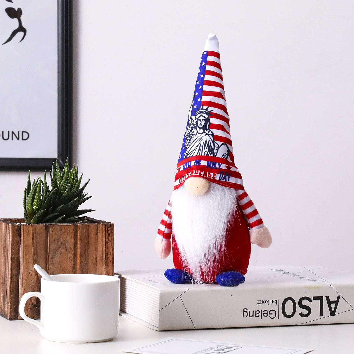 Independence Day Liberty Rudolph Doll Fan Flag American National Day Goddess Statue Hat Faceless Doll Outdoor Festive Decoration