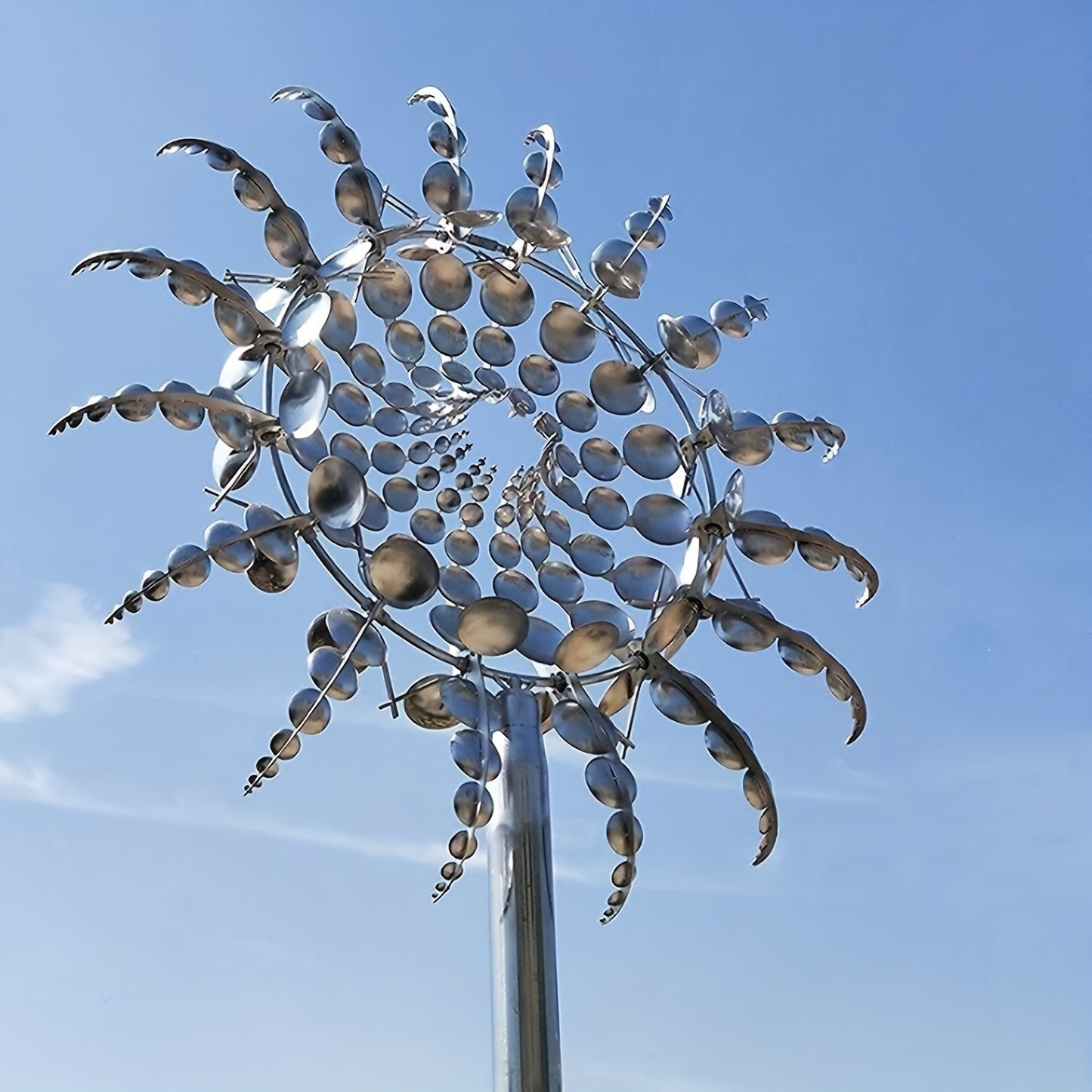 Outdoor Metal Windmill For Yard And Garden Decoration, Dynamic Wind Sculpture, Easy To Install, Beautiful And Durable, Wind Power Rotates Sculpture, Creative Garden Windmill Decoration